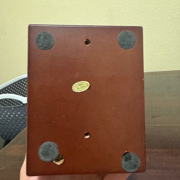 Vintage Desktop Wood and Pewter Mail Organizer Pen Holder Golf Theme - Picture 9 of 9